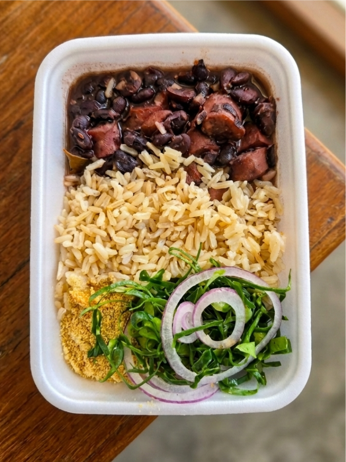 FEIJOADA FIT; Pedidos Seg a Sex 10:00 A 14:00.