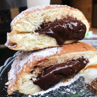 CALZONE DE BRIGADEIRO
