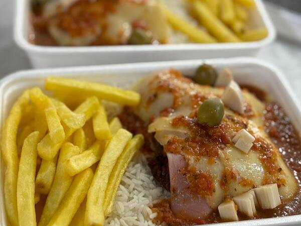 Marmitex Parmegiana de Frango