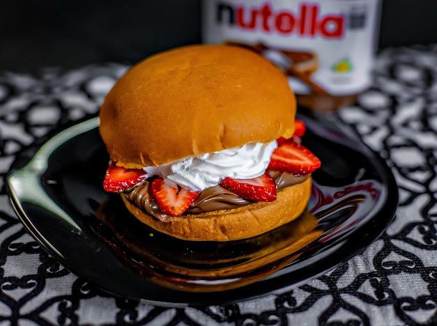 LANCHE DE NUTELLA