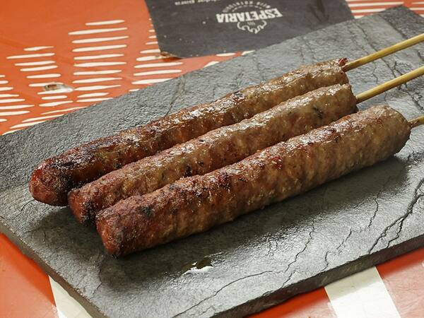 Espeto de Kafta