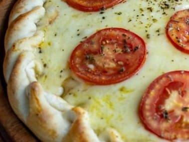 Pizza de mussarela