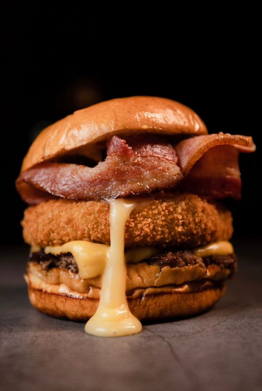 BURGER CATUPIRY EMPANADO 