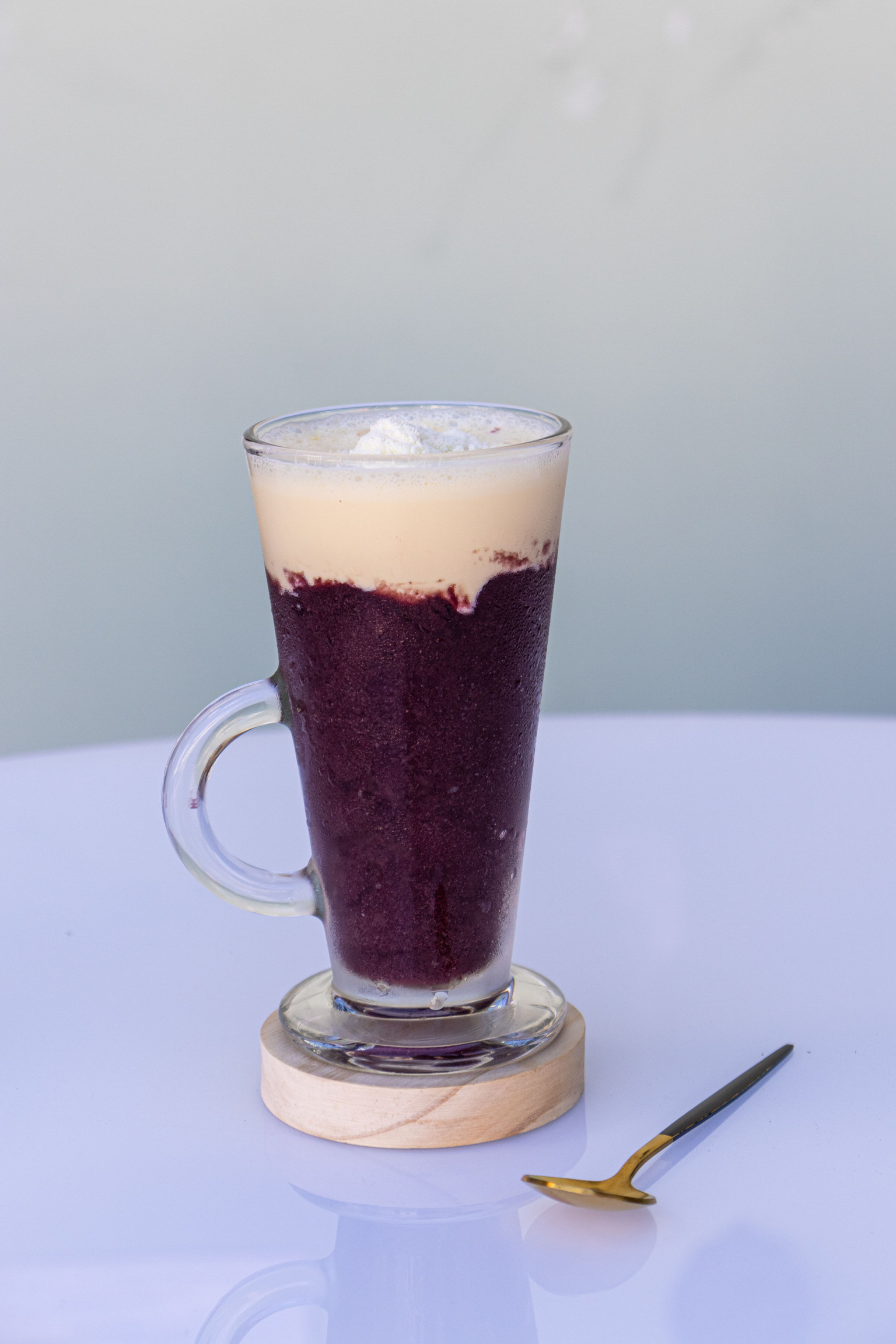 MILKSHAKE AÇAÍ E NINHO