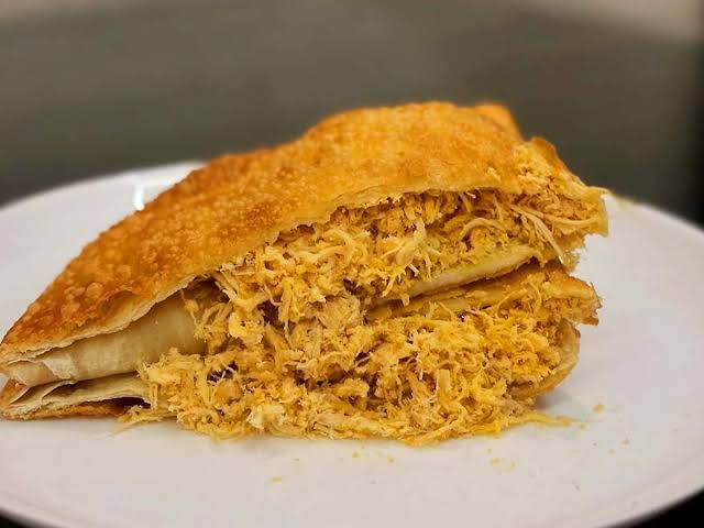 FRANGO DESFIADO