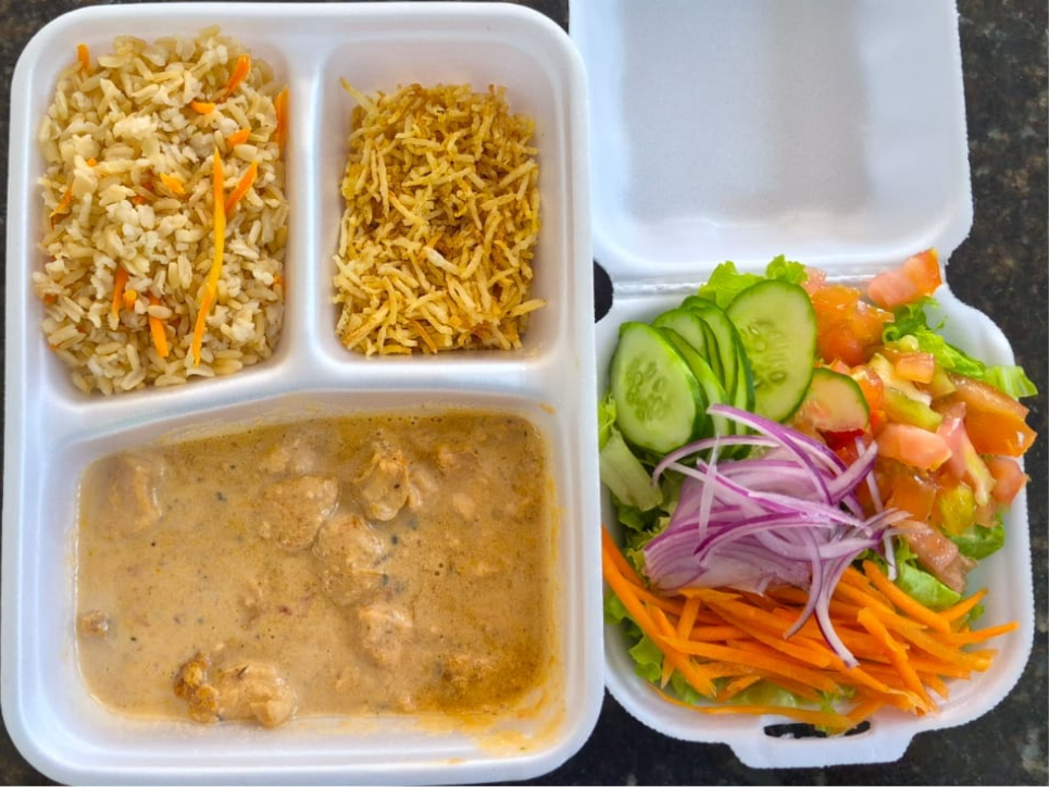 STROGONOF 450 GRAMAS (C/ SALADA). Pedidos Seg a Sex 10: 00 a 14:00 hs.
