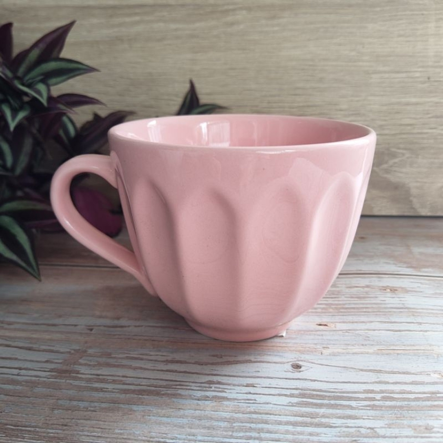 CANECA JUMBO PORCELANA 440ML CANELADA ROSA