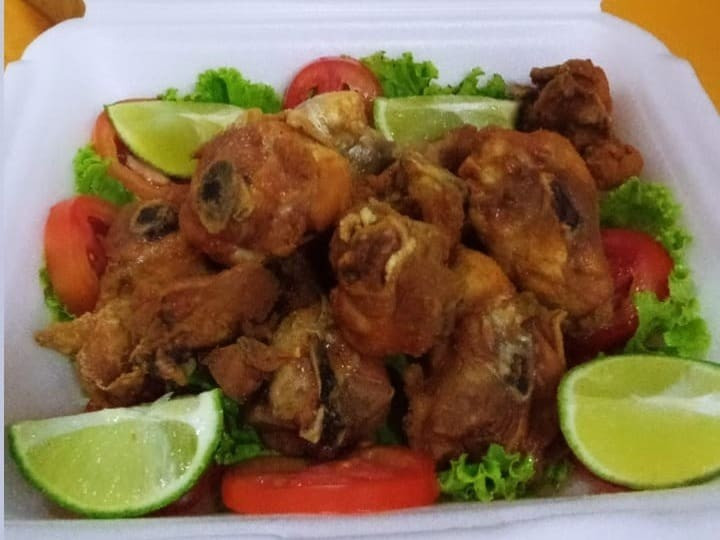 COMBO FRANGO PASSARINHO