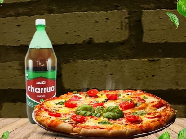 Pizza Familia 45 cm + borda salgada + Guaraná charrua 2l