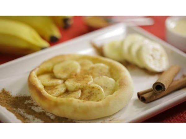 Esfiha de Banana c/ Chocolate Branco
