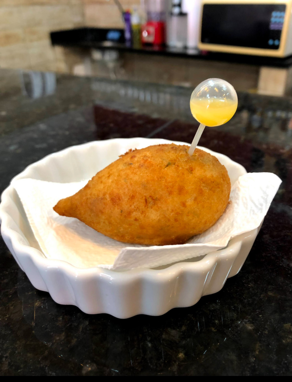 COXINHA DE FRANGO PARAENSE (UN)