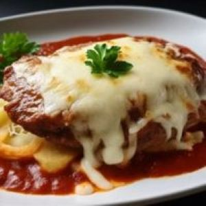 FILE DE FRANGO A PARMEGIANA