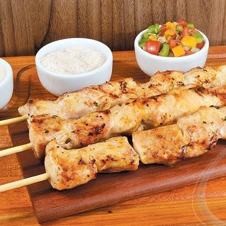 ESPETINHO DE FRANGO
