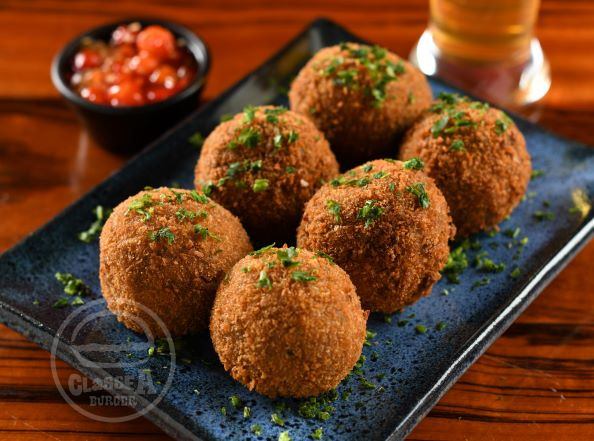 BOLINHO COSTELA