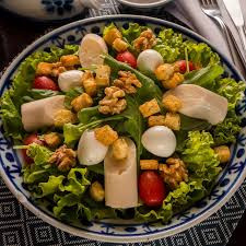 Salada à moda da casa