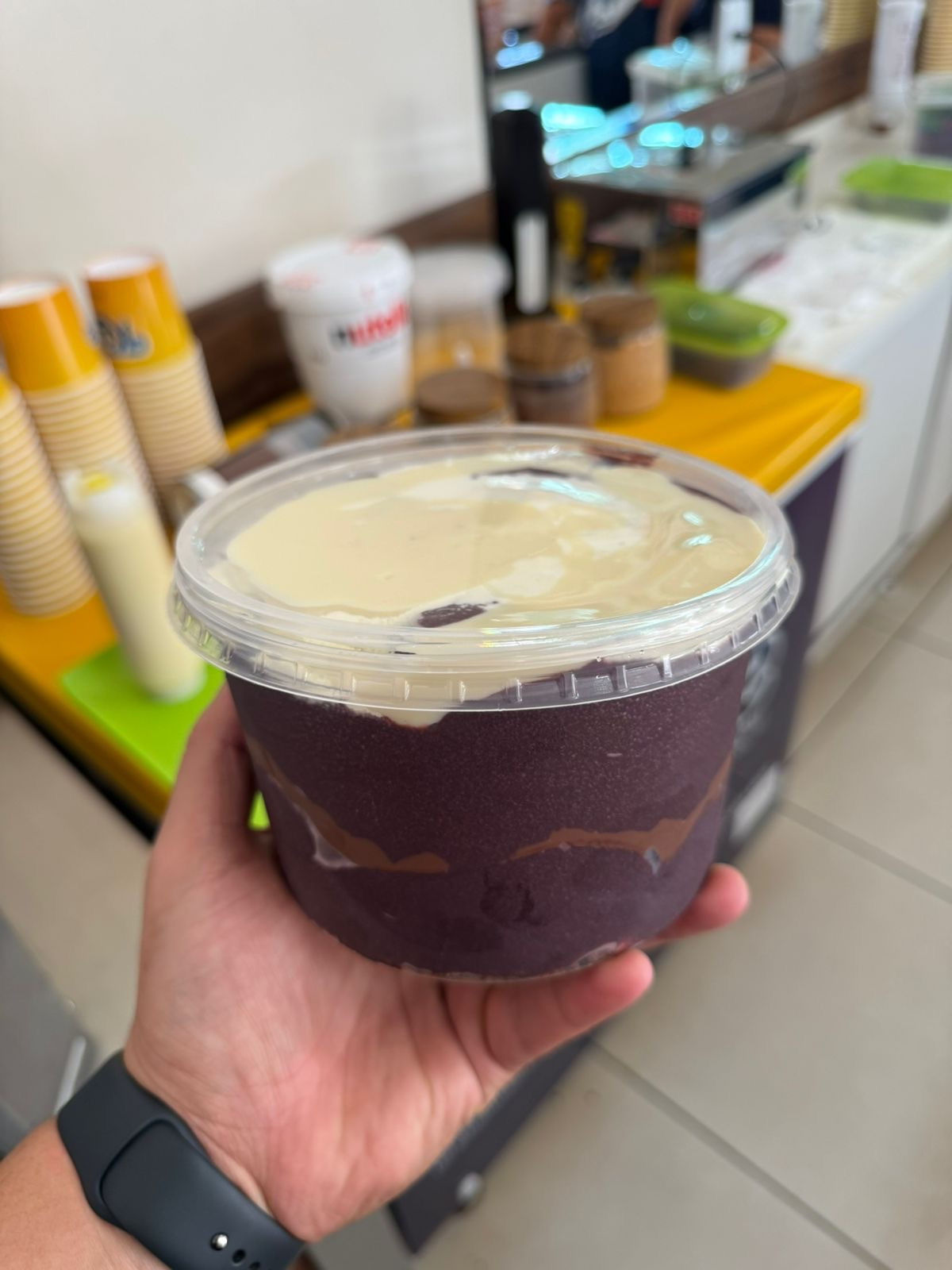 Açaí 1000ml Em camada com 6 adicionais Grátis
