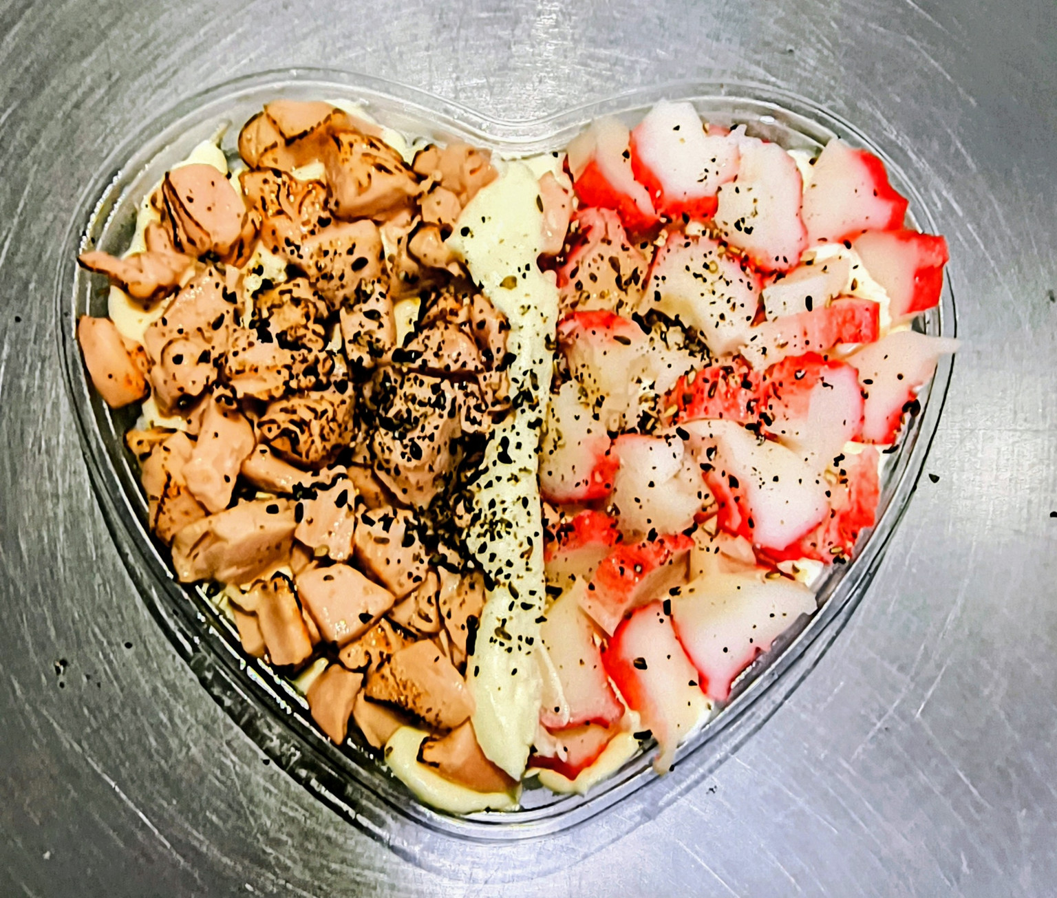 CORAÇAO DE SUSHI SALMAO E KANI