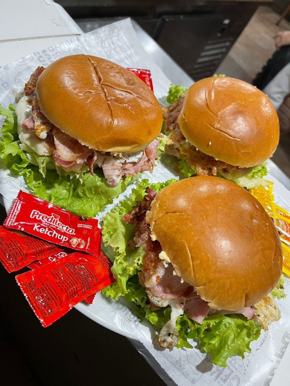 Lanche - 3 X-Salada com bacon