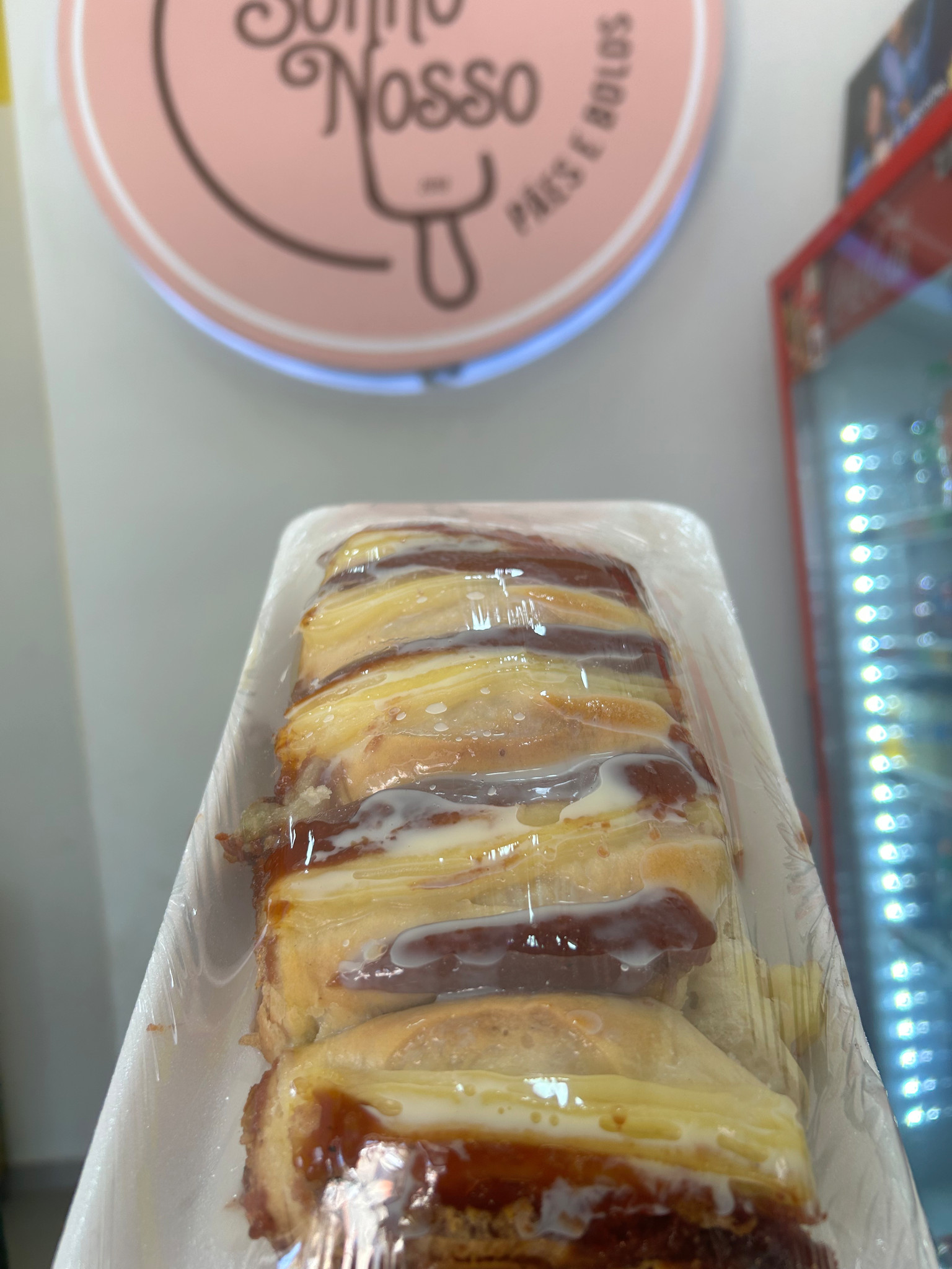 Pão de Creme c/ coco e goiabada
