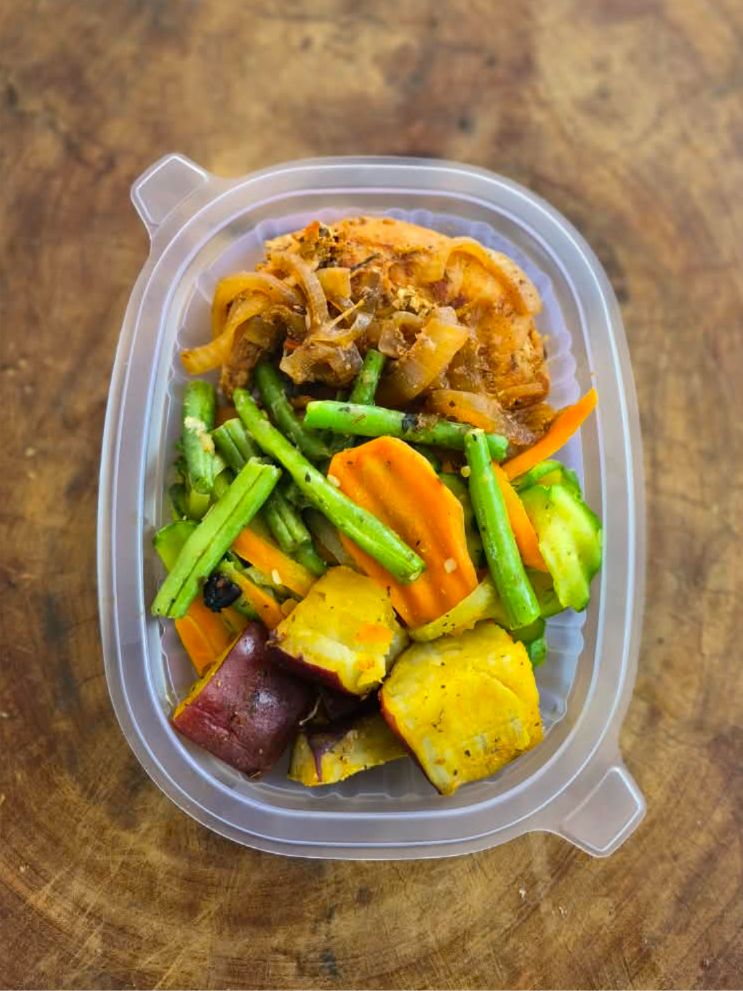 FILÉ DE FRANGO GRELHADO ACEBOLADO  LOWCARB 220 GRAMAS Congelado.