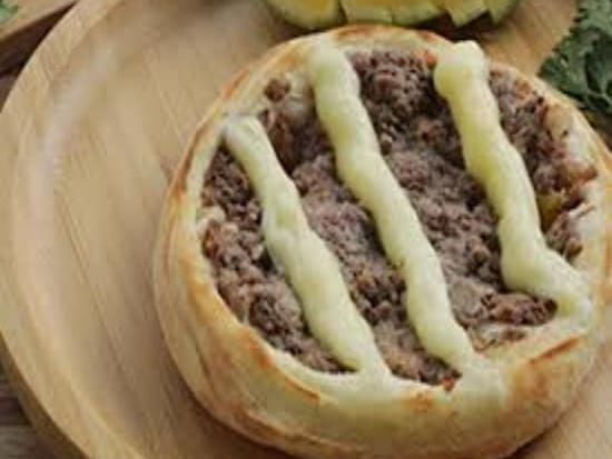 Esfiha de Carne Seca com Catupiry