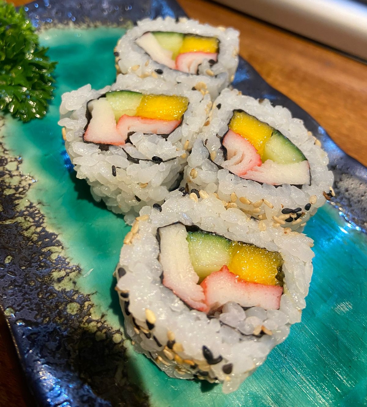 URAMAKI CALIFORNIA 8UND