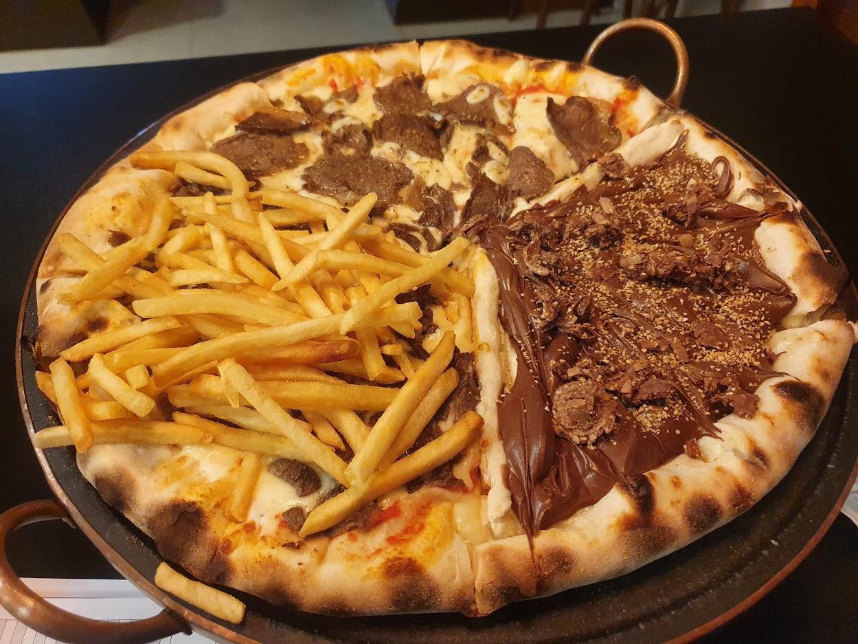 Pizza Pequena Com Borda 