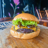 SWEET BURGER