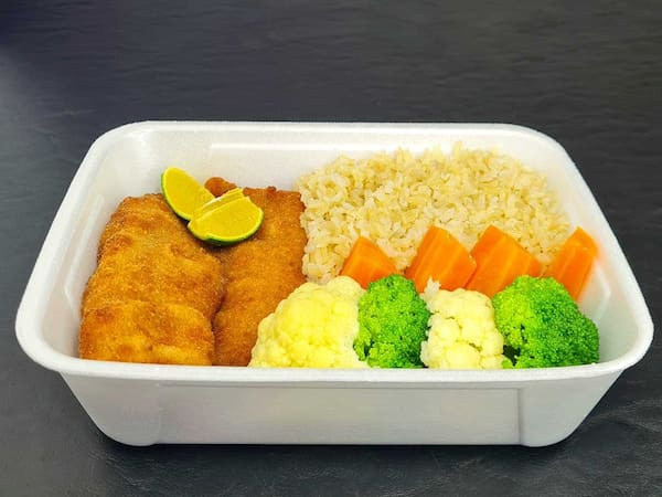 Peixe à milanesa (Refeição Fit)
