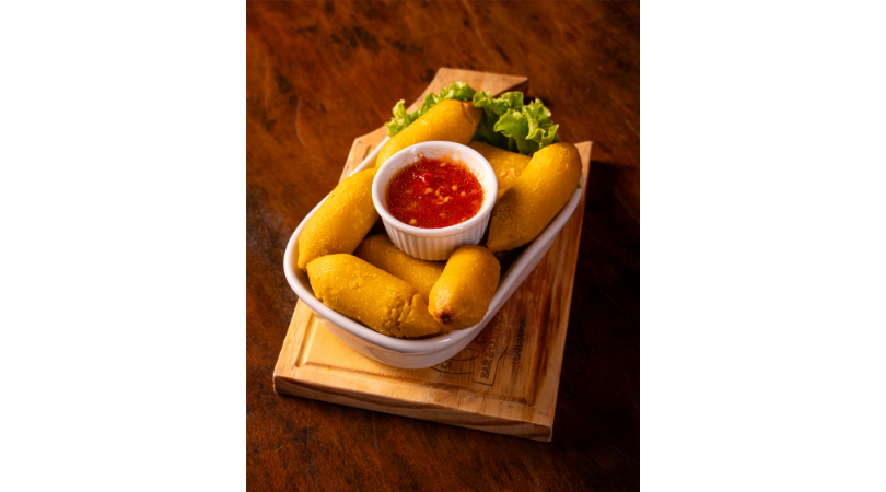 BOLINHO CAIPIRA 10 UNIDADES