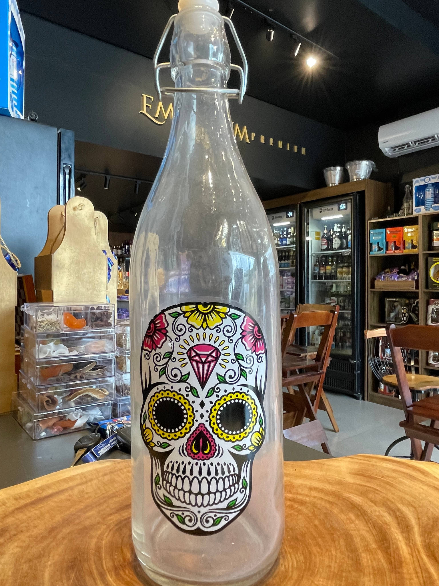 Garrafa Água Caveira 1LT