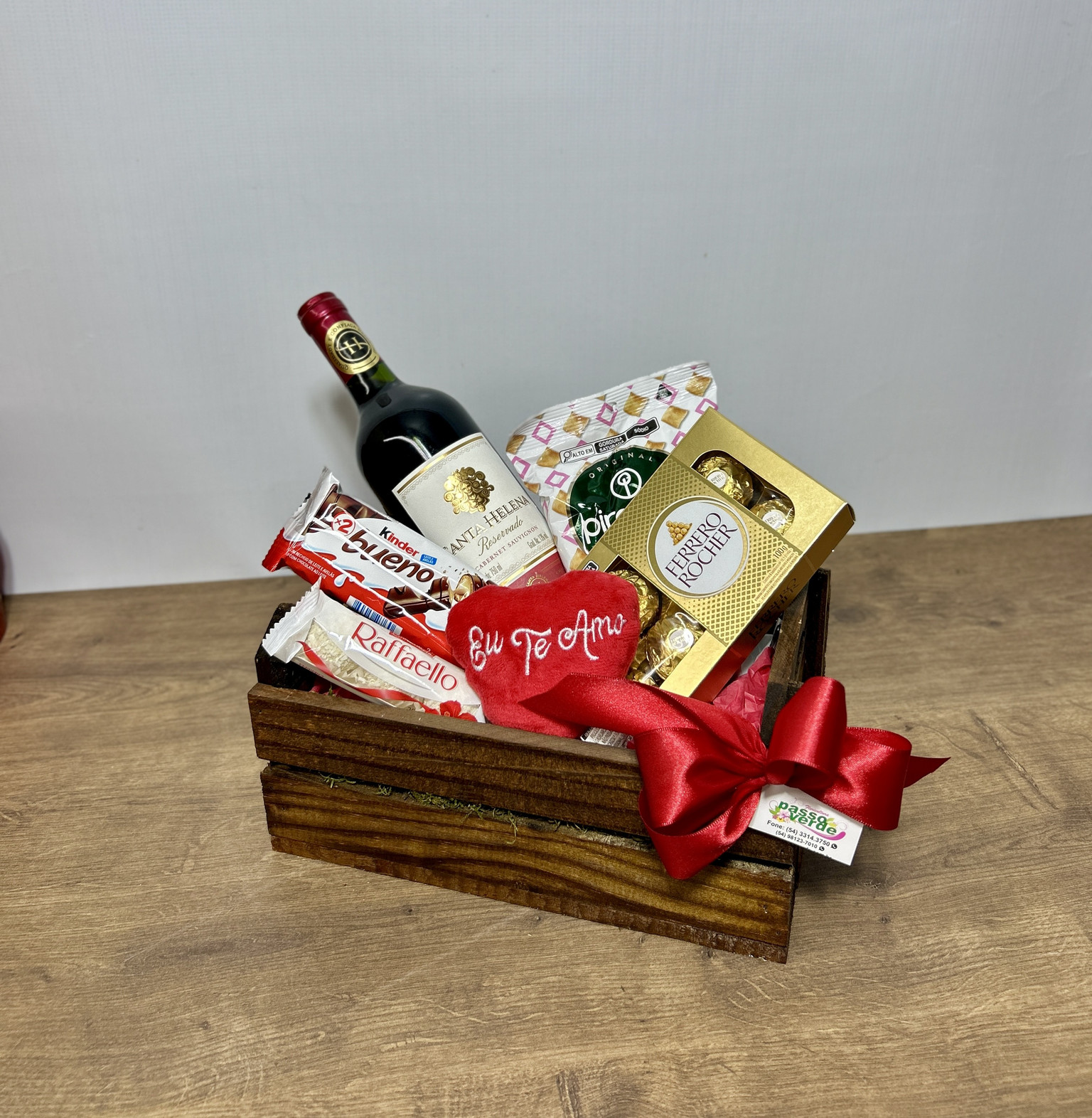 CESTA COM VINHO