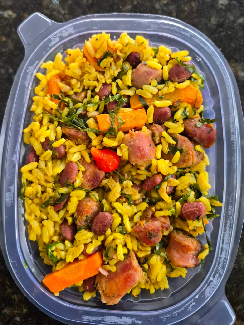 BAIÃO DE 3 C/ ARROZ INTEGRAL 220 GRAMAS Congelado.