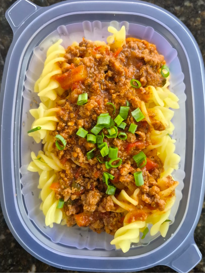 MACARRÃO Z/ GLÚTEN C/ MOLHO BOLONHESA 320 GRAMAS Congelado