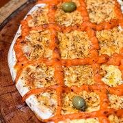 Pizza Frango com Cheddar