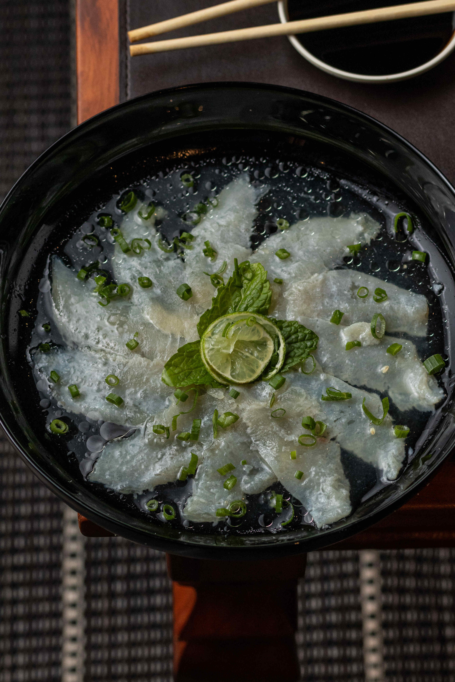 CARPACCIO PEIXE BRANCO