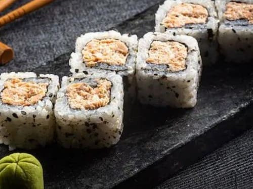 Uramaki de Salmão Grelhado - 8 Peças