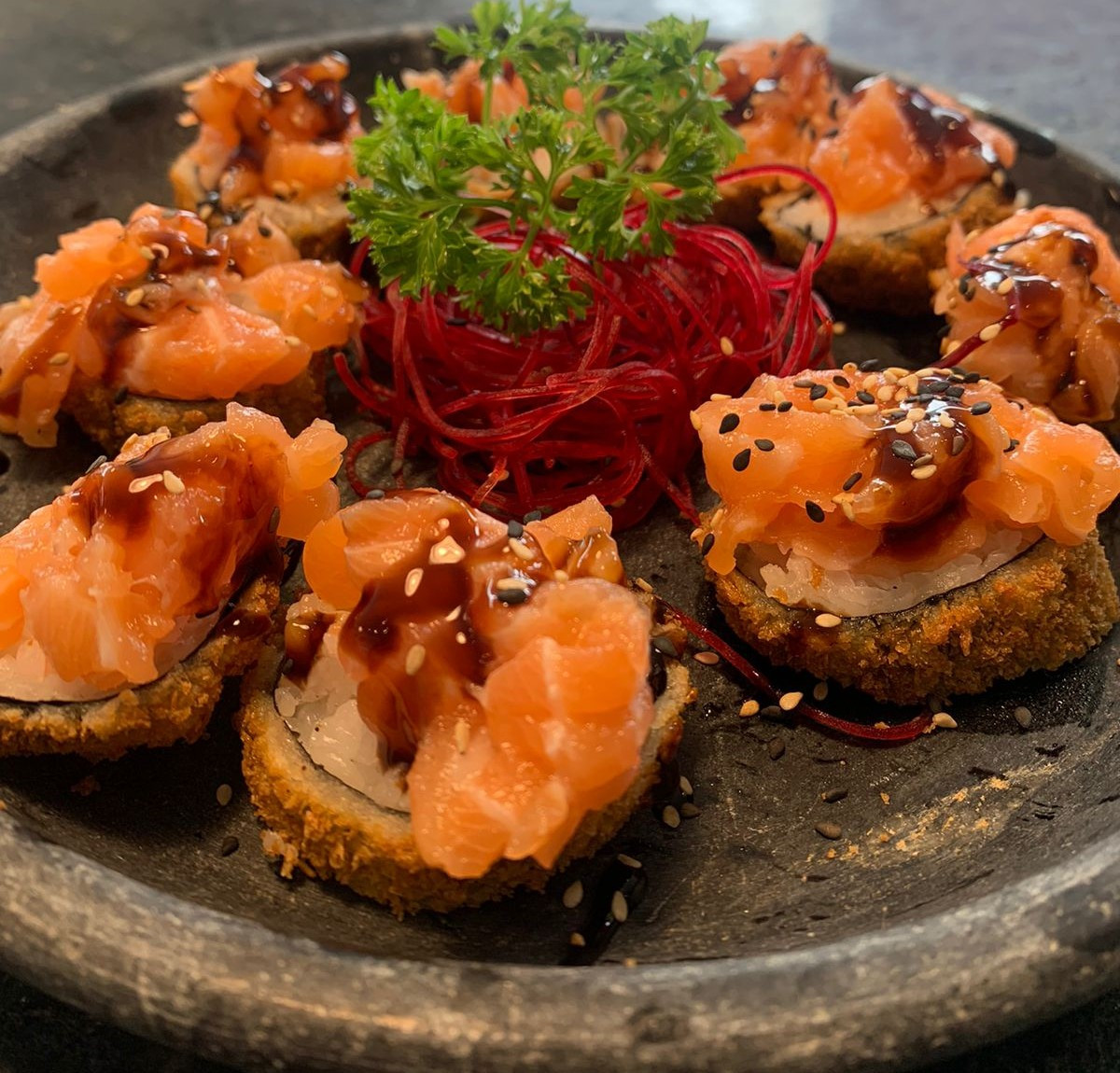 HOT ROLL ESPECIAL SALMAO 8UND