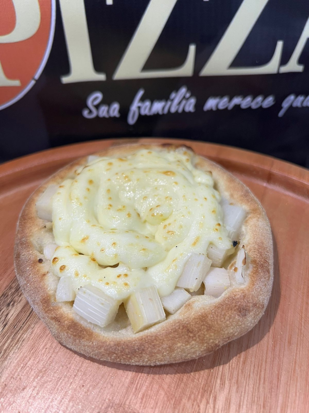 Esfiha de Palmito com Catupiry
