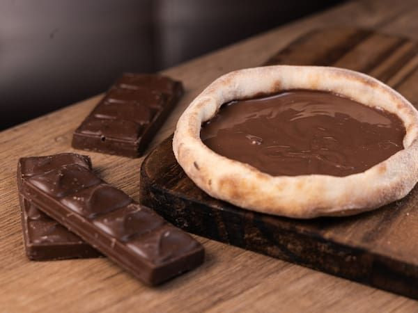 Esfiha de Chocolate ao Leite
