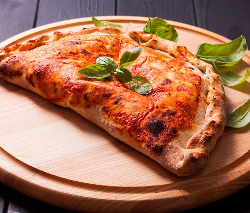 CALZONE DE CALABRESA COM CREAM CHEESE