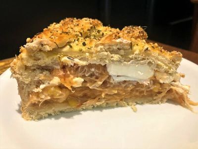 Torta Fatia Frango com cream cheese e Milho (fatia 250 gr)