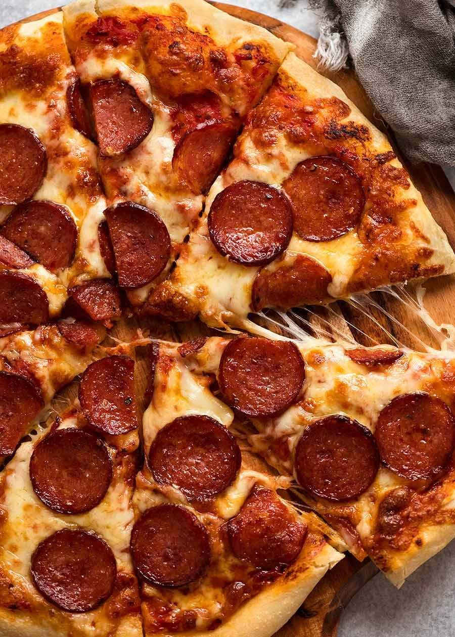 PIZZA (40 CM) 16 FATIAS 