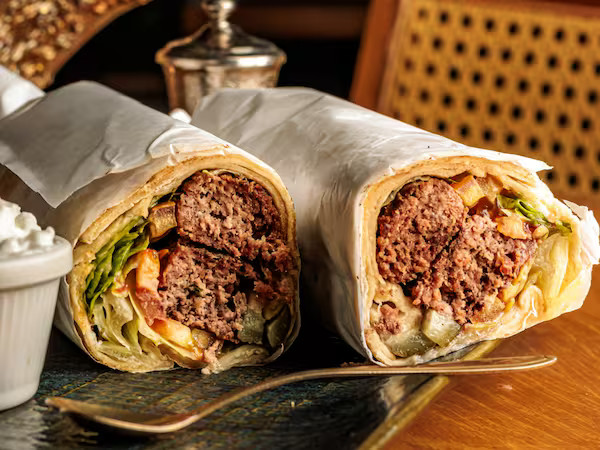 Kebab de Kafta de Cordeiro + pasta de alho 100g