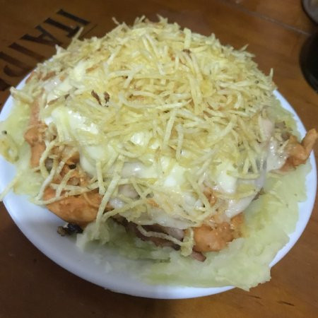 Batata Recheada Strogonofe c/ Requeijão Cremoso