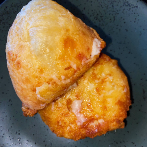 PAO DE QUEIJO COM CATUPIRY