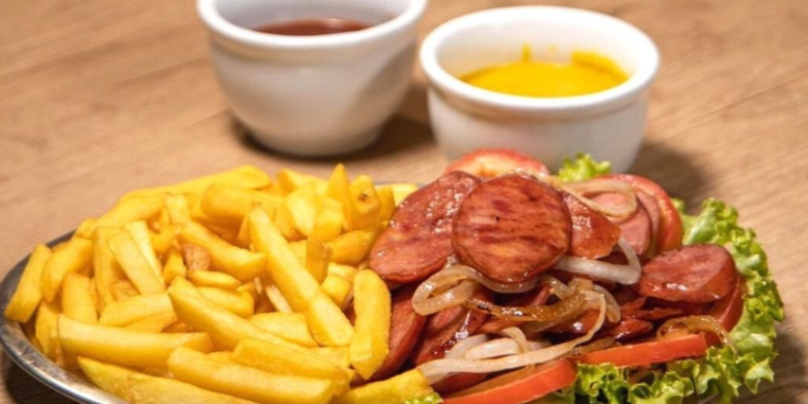 Calabresa Com Fritas