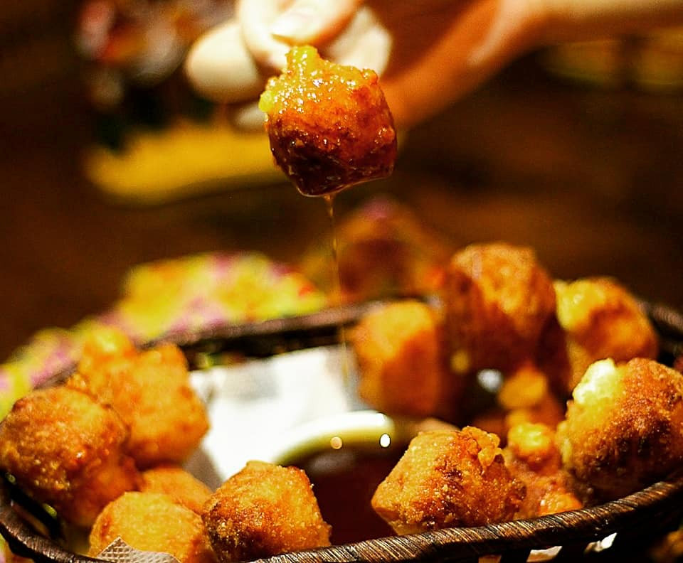 Queijo coalho com melado