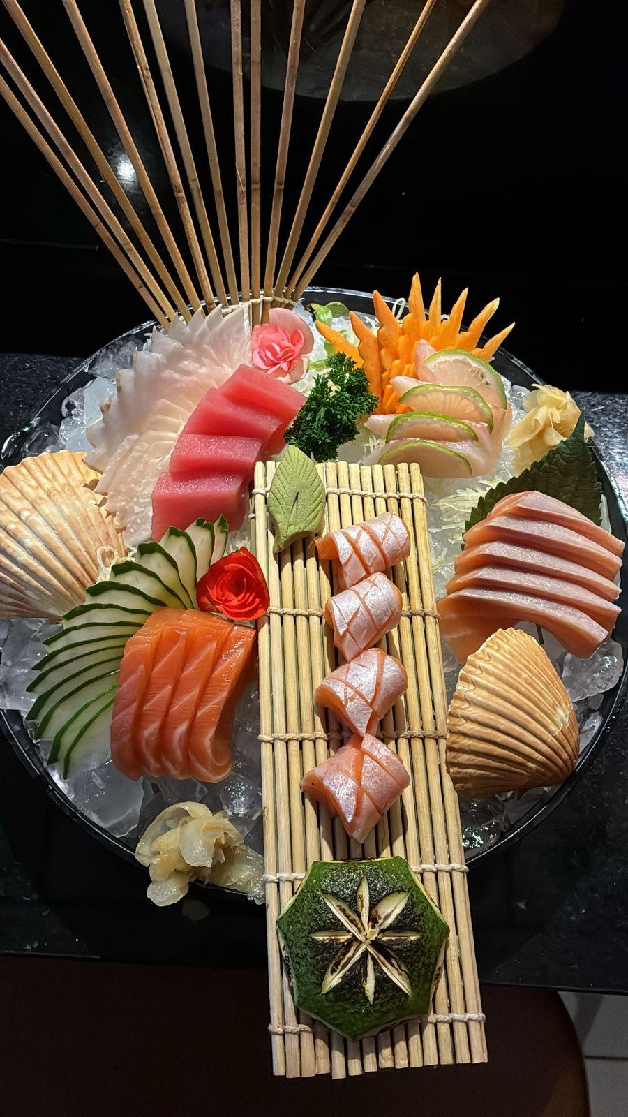 SELEÇÃO DE SASHIMI - 16 UN