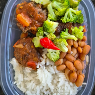 ALMÔNDEGAS VEGANAS C/ ARROZ 220 GRMAS Congelado.